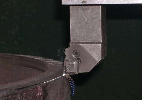 Turning Large diameters