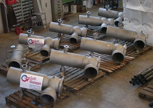 Valve bodies desuperheaters